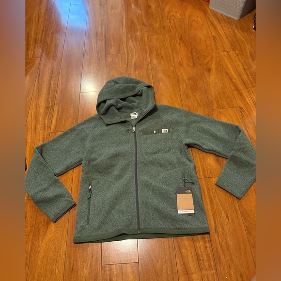 NWT THE NORTH FACE men  Green Zip-Up Hoodie - Picture 1 of 5